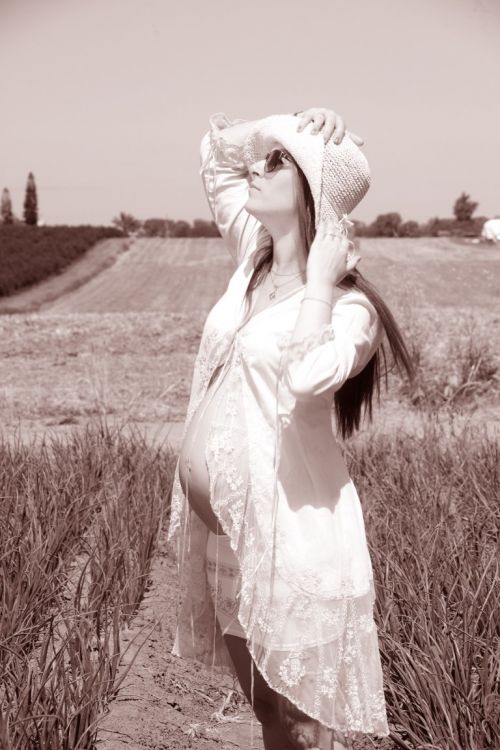 צילומי הריון | צילומי בת מצווה | צילומי אירועים | צילומי תדמית | צילומי משפחה | צילומי אופנה | צילומי תדמית | צילומי נופי וטבע | צילום אירועים קטנים צילומי הריון