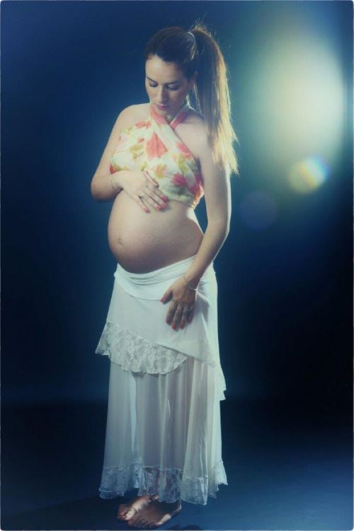 צילומי הריון | צילומי בת מצווה | צילומי אירועים | צילומי תדמית | צילומי משפחה | צילומי אופנה | צילומי תדמית | צילומי נופי וטבע | צילום אירועים קטנים צילומי הריון אתי פריד סטודיו לצילום